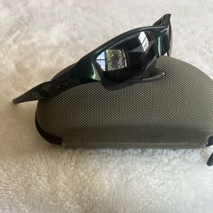 Dark Green Oakley sunglasses with case like new